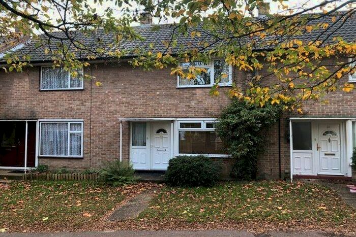 2 Bedroom Property To Rent In Paprills, Basildon SS16