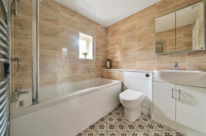 4 Bedroom Detached House For Sale In Main Road, Otterbourne, Winchester, SO21