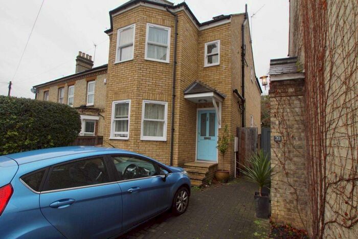 4 Bedroom Detached House To Rent In Molewood Road Hertford, SG14