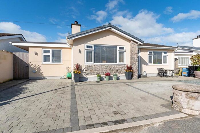 3 Bedroom Detached Bungalow For Sale In Lon Penrhyn, Benllech, Tyn-Y-Gongl, LL74