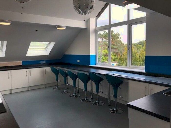 1 Bedroom House To Rent In - Unit, Taj House, - Cowley Road, OX4