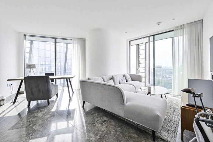 2 Bedroom Flat To Rent In Blackfriars Road, Southwark, London, SE1