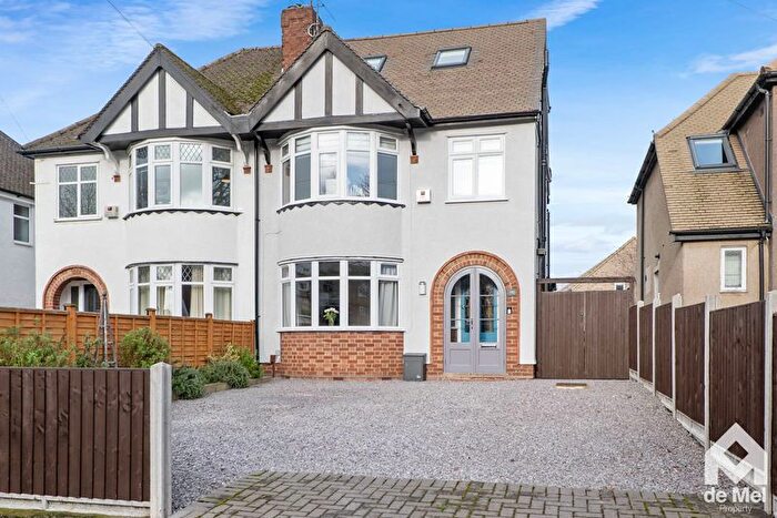 4 Bedroom Semi-Detached House For Sale In Hewlett Road, Cheltenham, Gloucestershire, GL52