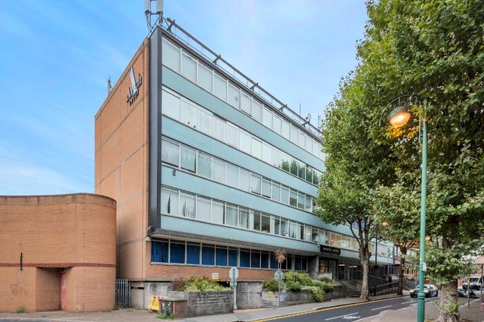 1 Bedroom Flat To Rent In Kirkdale Road, London, E11