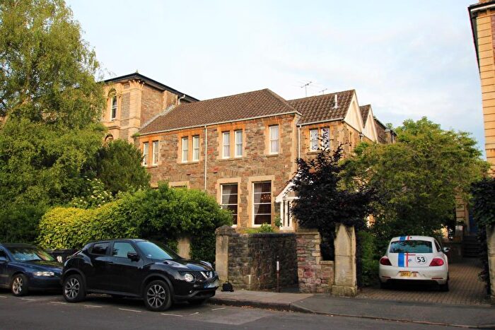 2 Bedroom Apartment To Rent In All Saints Road - Clifton, BS8