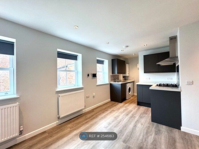 1 Bedroom Flat To Rent In Bridge Street, Macclesfield, SK11