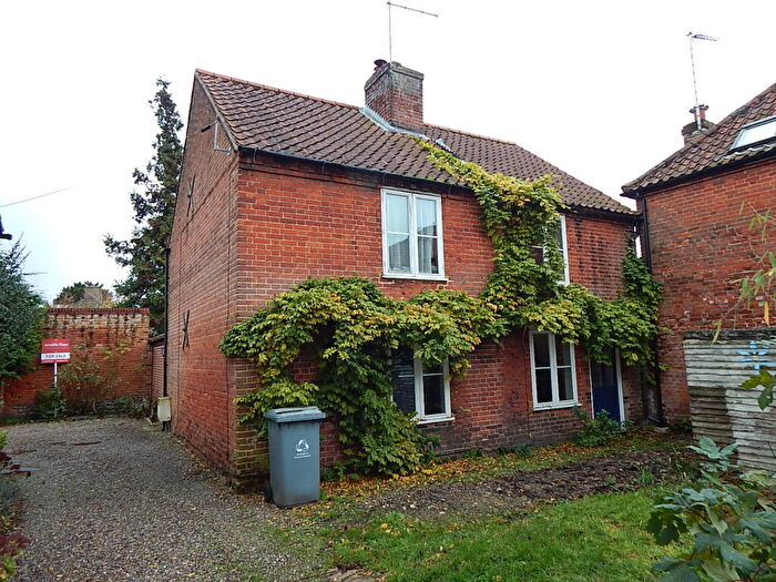 3 Bedroom Detached House For Sale In Red Lion Street, Aylsham, Norwich, Norfolk, NR11