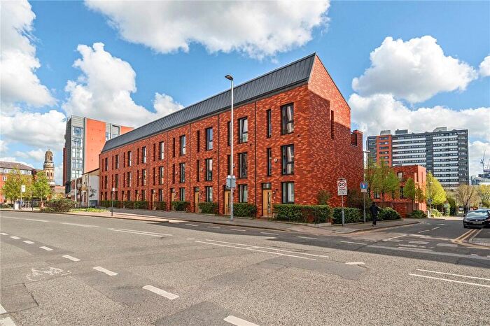 3 Bedroom House For Sale In Oldfield Road, Salford, Greater Manchester, M5