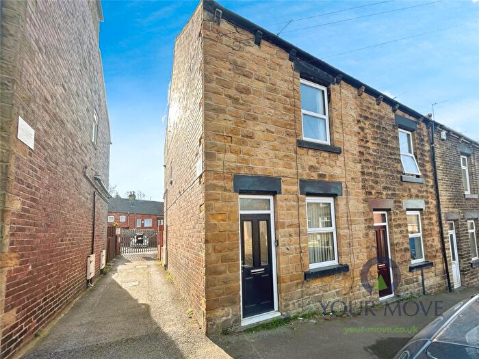 2 Bedroom End Of Terrace House To Rent In Keir Street, Barnsley, South Yorkshire, S70