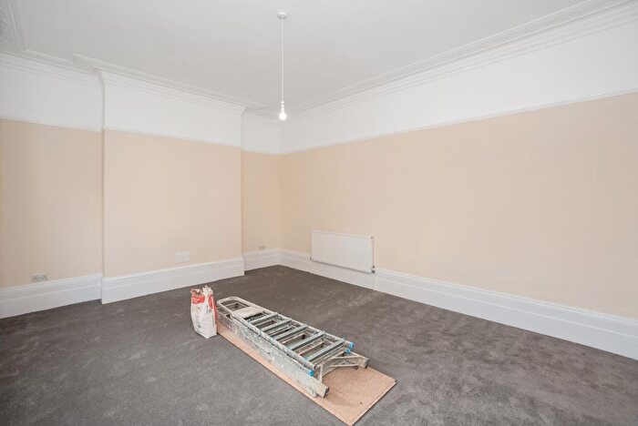 1 Bedroom Flat To Rent In Shooters Hill Road, London, SE3