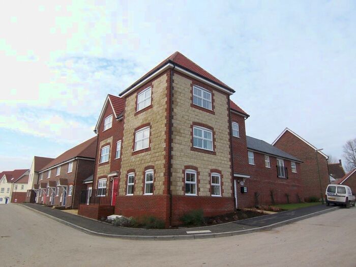 2 Bedroom Flat To Rent In Riverside, Stane Street, Codmore Hill, Pulborough, West Sussex, RH20