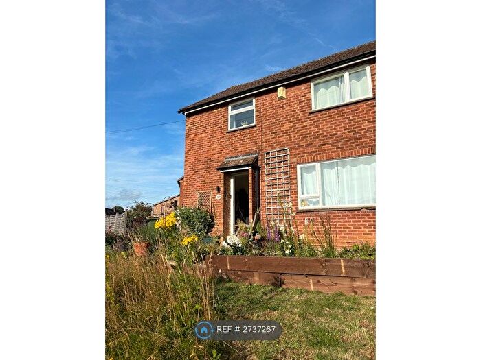 3 Bedroom Semi Detached House To Rent In The Close, Cheltenham, GL53