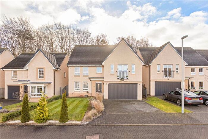 4 Bedroom Detached House For Sale In Jewel Gardens, Eskbank, EH22