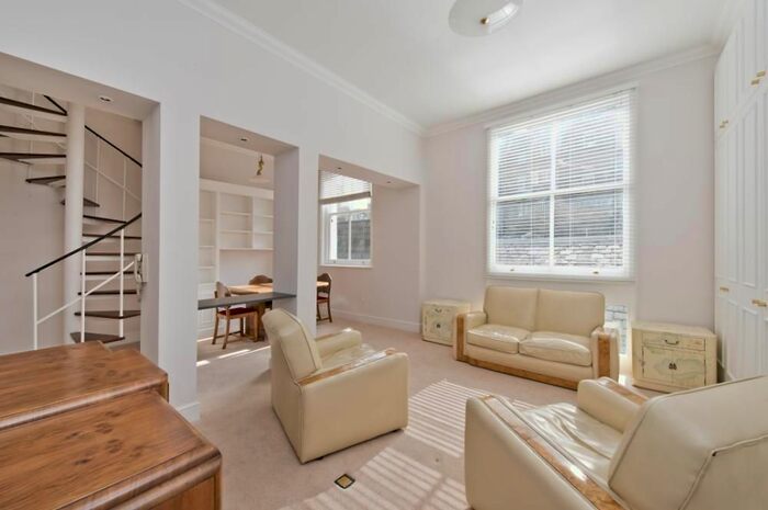 1 Bedroom Flat To Rent In Queen's Gate Terrace, London, SW7