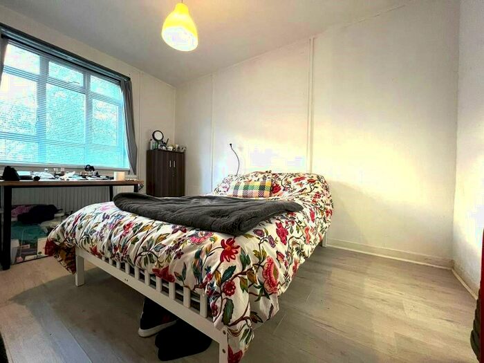 2 Bedroom Flat To Rent In Ashfield House, Highbury New Park, London, N5