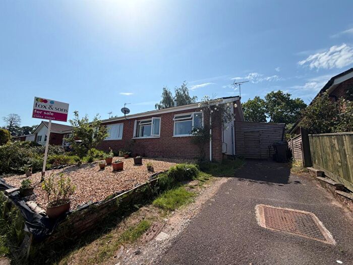 3 Bedroom Semi-Detached House For Sale In Chilcott Close, Tiverton, EX16