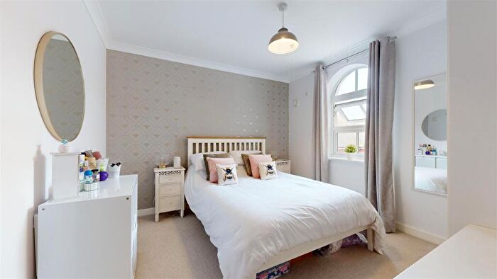 1 Bedroom Flat To Rent In Kirtleton Avenue, Weymouth, DT4