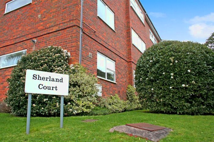 2 Bedroom Flat To Rent In Sherland Court, The Dell, Radlett WD7