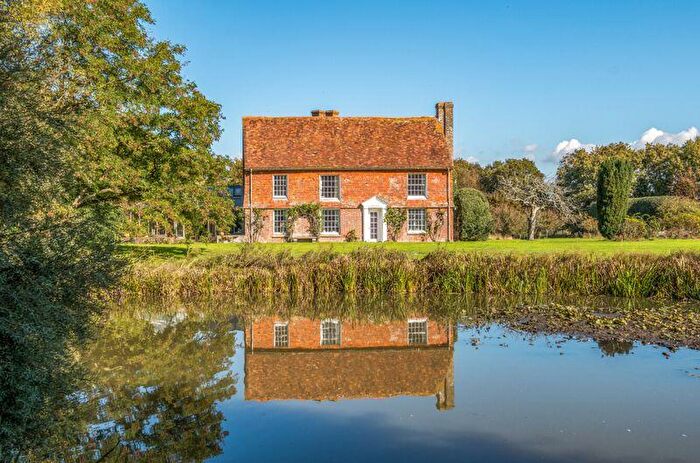 4 Bedroom Detached House For Sale In Station Road, Berwick, BN26