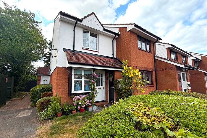 1 Bedroom Property For Sale In St. Pauls Avenue, Slough, SL2