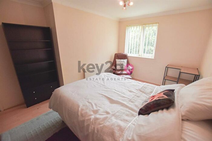3 Bedroom Terraced House For Sale In Clayton Hollow, Waterthorpe, Sheffield, S20
