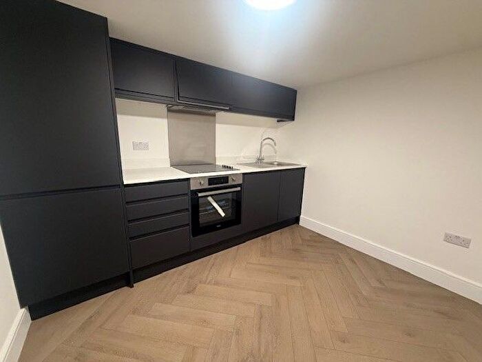 1 Bedroom Flat To Rent In Croydon, CR0