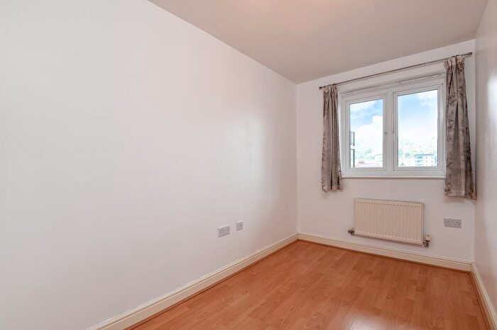 2 Bedroom Apartment To Rent In Tom Evans Court, High Wycombe, HP13