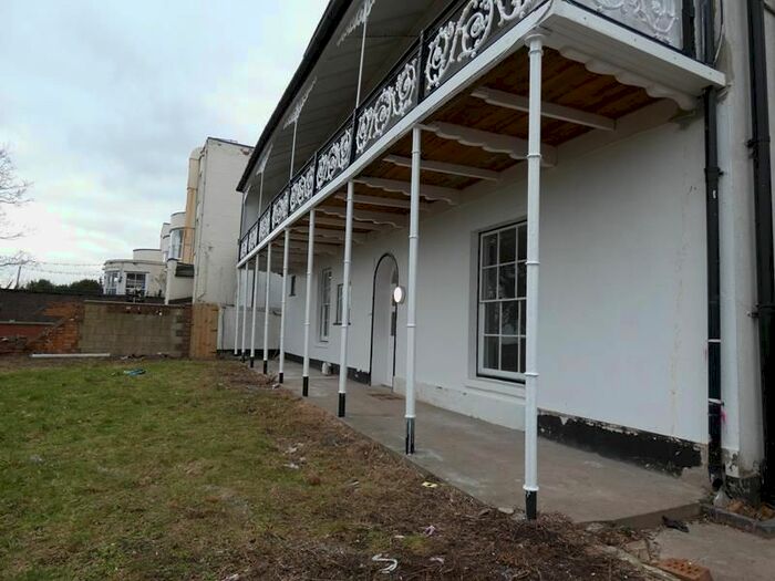 2 Bedroom Flat To Rent In Basement Flat, Worcester Road, Malvern, Worcestershire, WR14