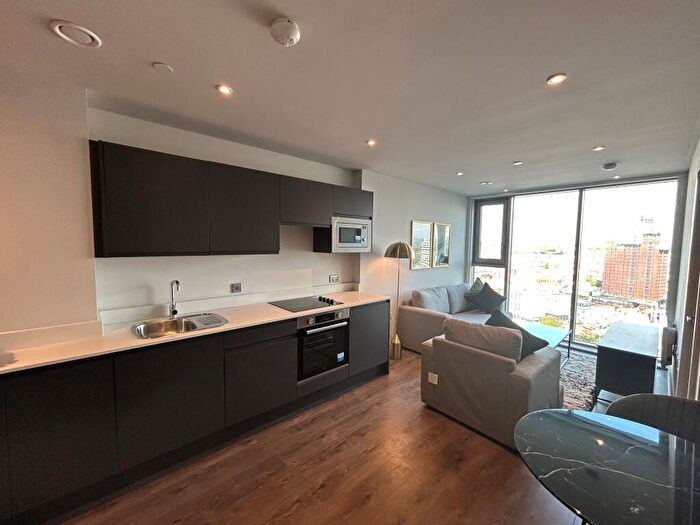 1 Bedroom Flat To Rent In Greengate, Manchester, Greater Manchester, M3
