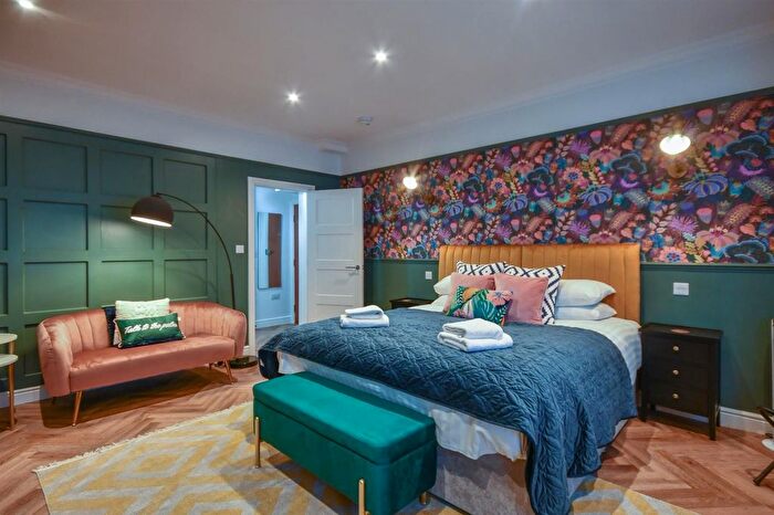 Studio To Rent In Durley Gardens, Bournemouth, BH2