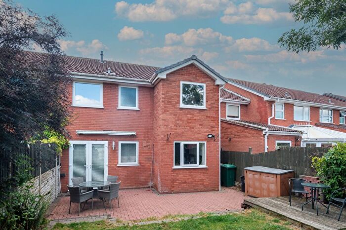 4 Bedroom Semi-Detached House For Sale In Blaythorn Avenue, Solihull, West Midlands, B92