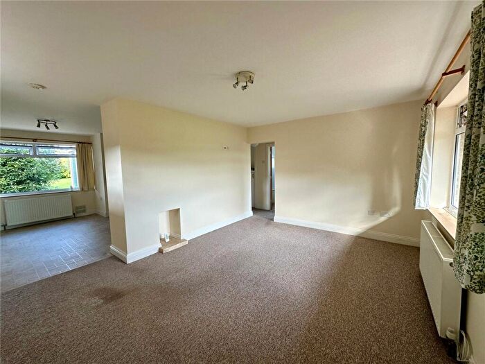 2 Bedroom Bungalow To Rent In Orchard Close, Ringwood, Hampshire, BH24