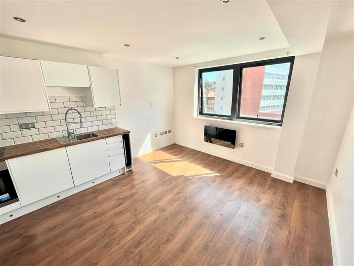 2 Bedroom Flat To Rent In Carlton Square, Carlton, Nottingham, NG4