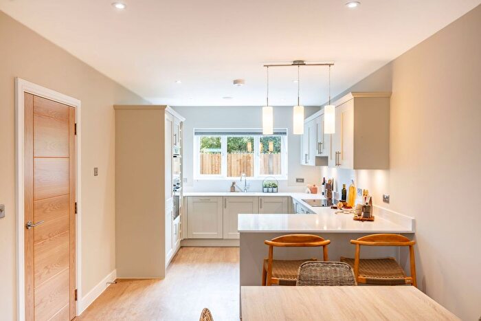 4 Bedroom Terraced House For Sale In Station Approach, Edenbridge, TN8