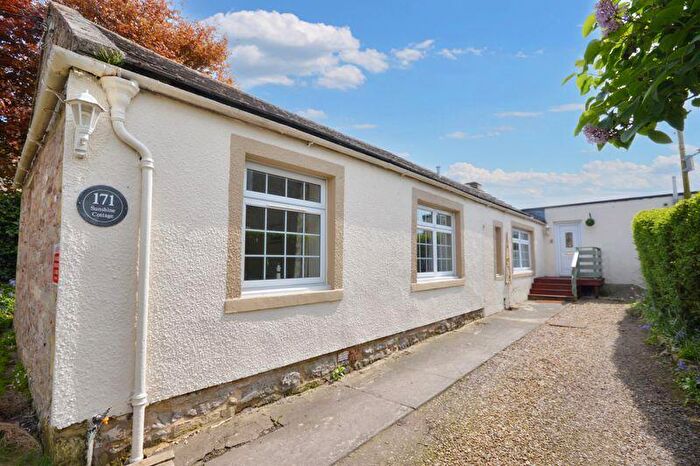 3 Bedroom Detached House For Sale In Main Street, North Sunderland, Seahouses, NE68