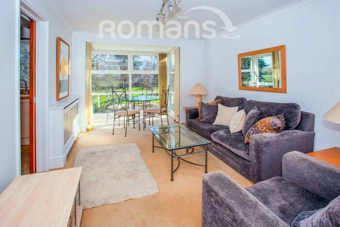 1 Bedroom Apartment To Rent In Fountain Gardens, SL4