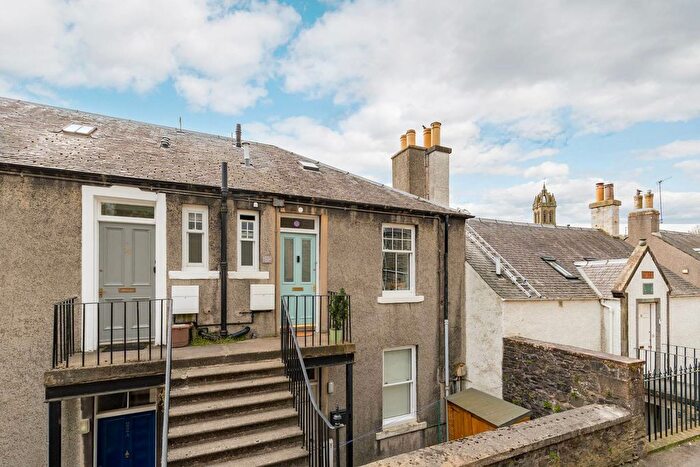 1 Bedroom Flat For Sale In Biggiesknowe, Peebles, EH45
