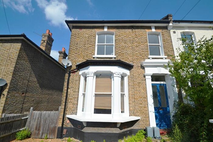 1 Bedroom Flat To Rent In Bonfield Road London, SE13