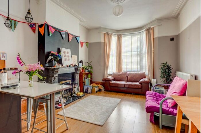 2 Bedroom Flat To Rent In St George's Terrace (Brighton) Ltd, St. Georges Terrace, Brighton, BN2