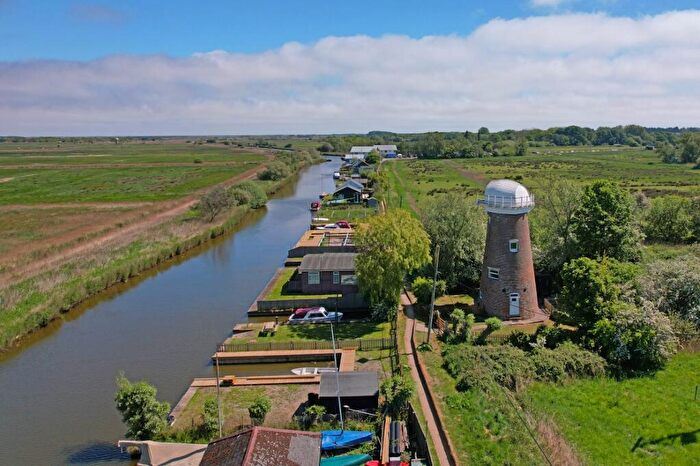 3 Bedroom Mill For Sale In Martham, NR29