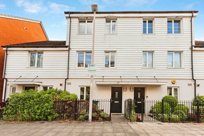 4 Bedroom Property To Rent In Havergate Way, Havergate Way, Reading, RG2