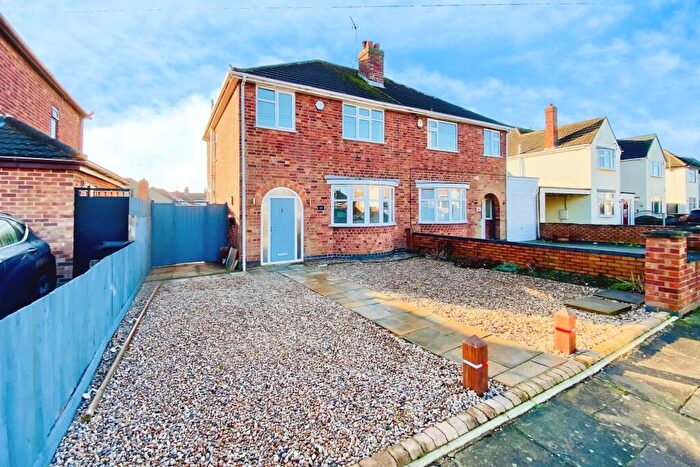 3 Bedroom Semi Detached House For Sale In Herricks Avenue, Thurmaston, LE4