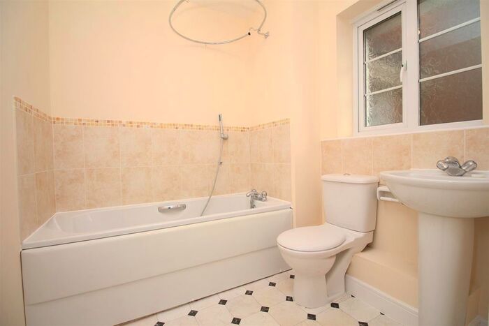 1 Bedroom Detached House To Rent In Swaffer Way, Singleton, Ashford, TN23