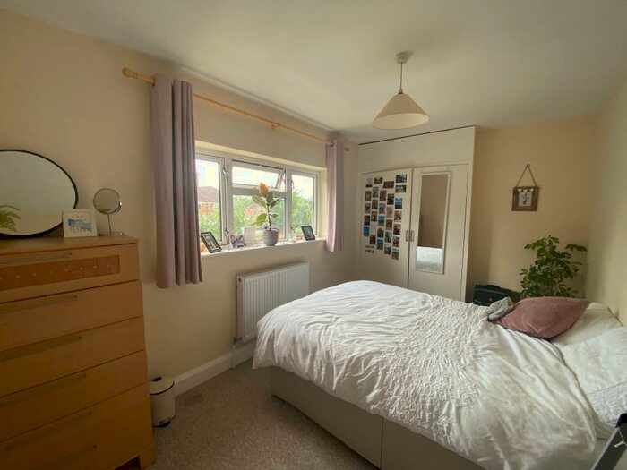 3 Bedroom Terraced House To Rent In Farmer Place, Headington, OX3