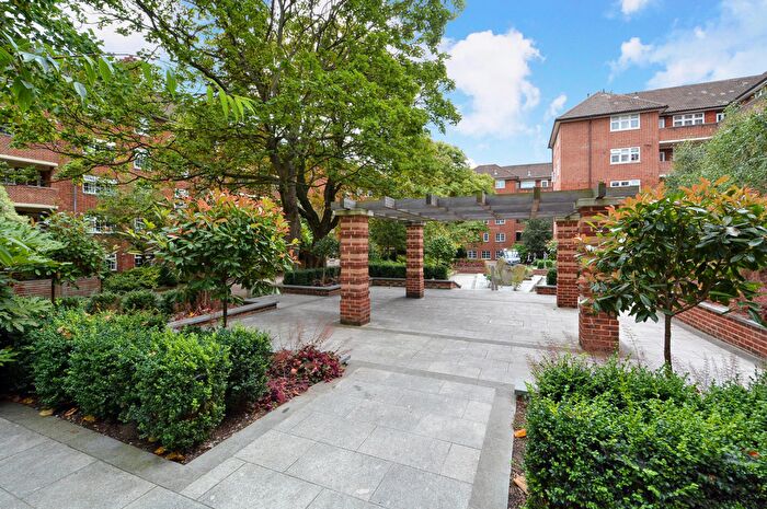 2 Bedroom Flat To Rent In Halton Road, London, N1