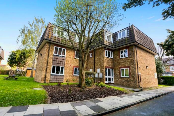 1 Bedroom Flat To Rent In Green Lane, London W7