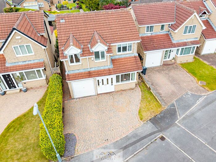 4 Bedroom Detached House For Sale In Martin Close, Aughton, Sheffield, S26