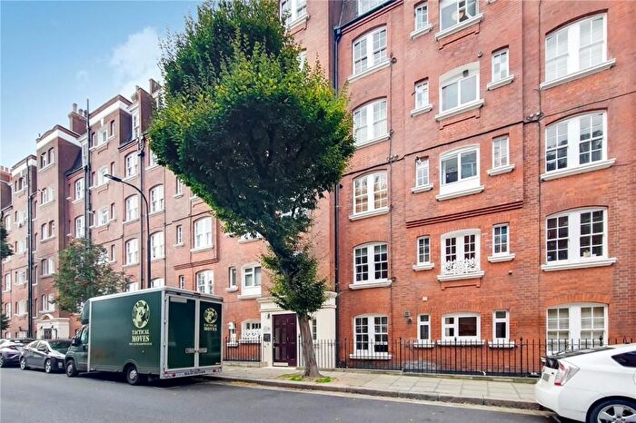 2 Bedroom Flat To Rent In King's Cross, London, WC1H