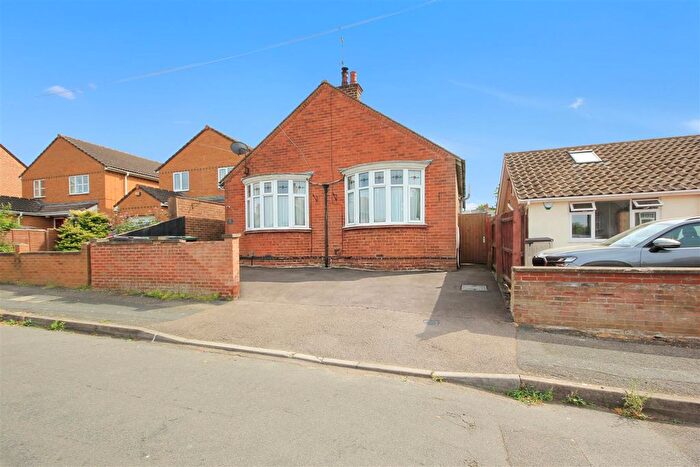 2 Bedroom Detached Bungalow For Sale In , Birchall Road, Rushden, NN10