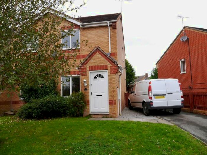 2 Bedroom Semi-Detached House To Rent In Copenhagen Road, Clay Cross, Chesterfield, Derbyshire, S45